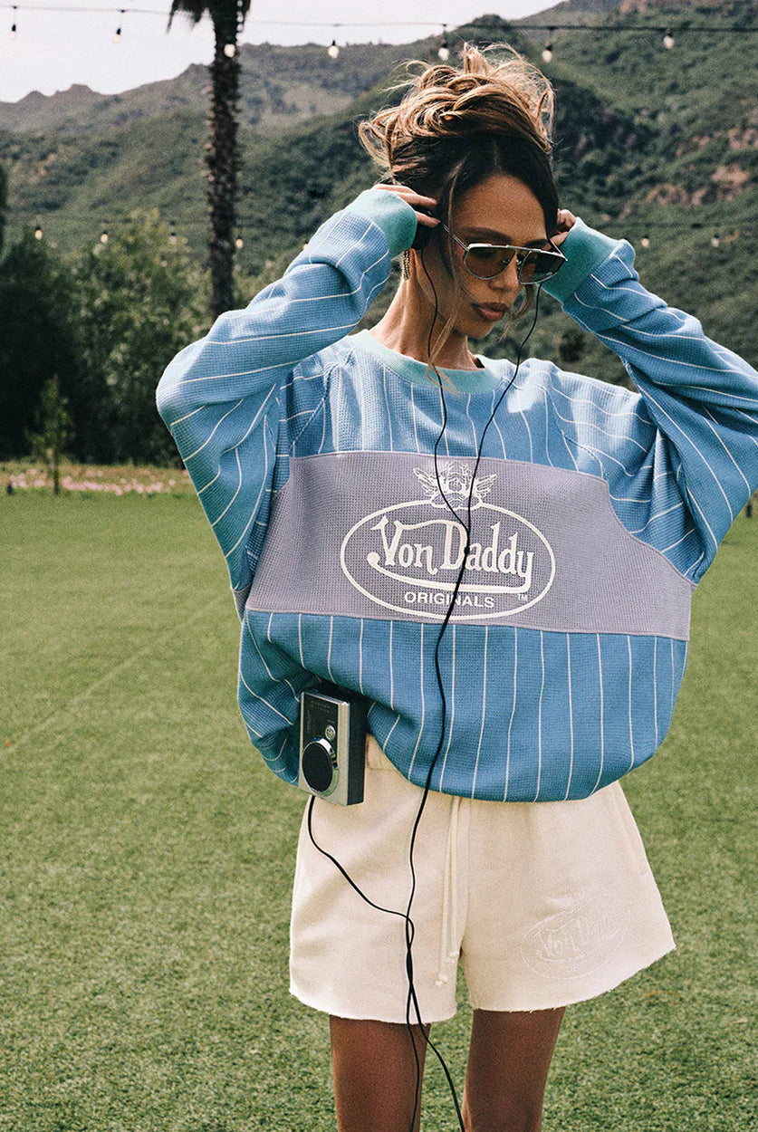 The "Sporty-Chic" Uniform: How to Wear It