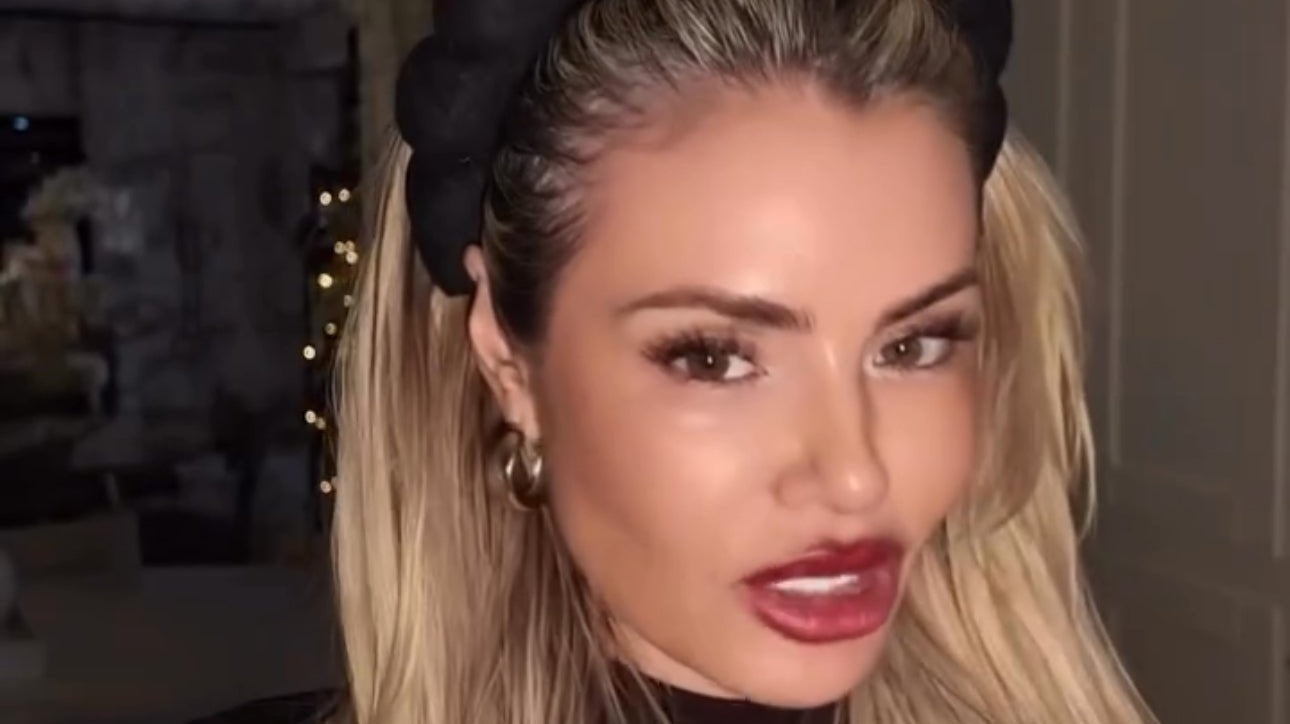 Chloe Sims Stuns in Our New PJ Salvage Christmas Cat PJs – The Festive Loungewear Everyone’s Obsessed With - Spoiled Brat