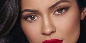 Kylie Jenner Fashion | Shop Clothes worn by Kylie Jenner Online