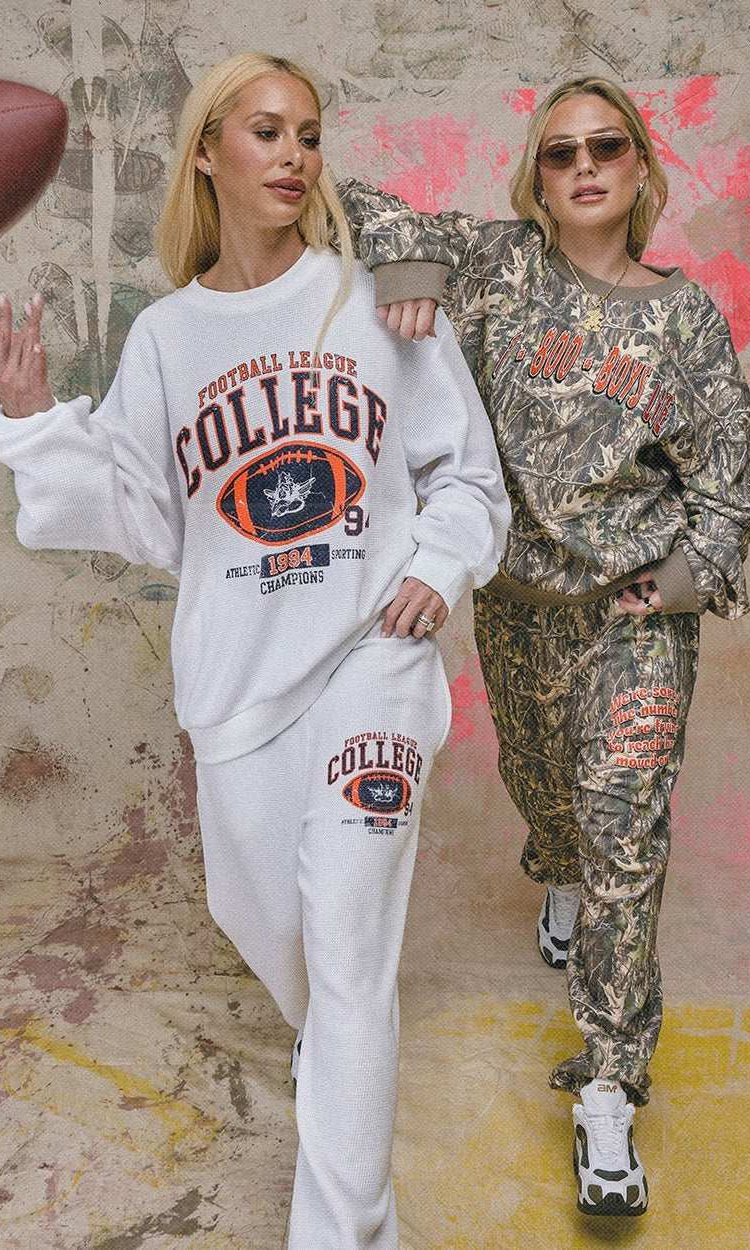 Boys Lie 1-800 Manhunt Kara Crewneck Sweater