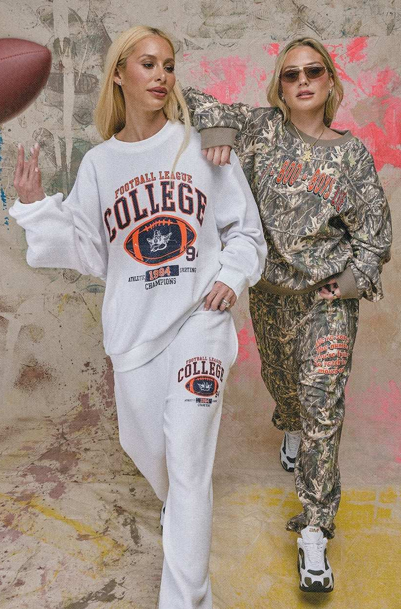 Boys Lie 1-800 Manhunt Kara Crewneck Sweater