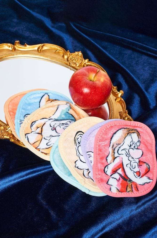 Makeup Eraser Disney Snow White 7 Day Set Beauty Product by Makeup Eraser as seen on celebrities