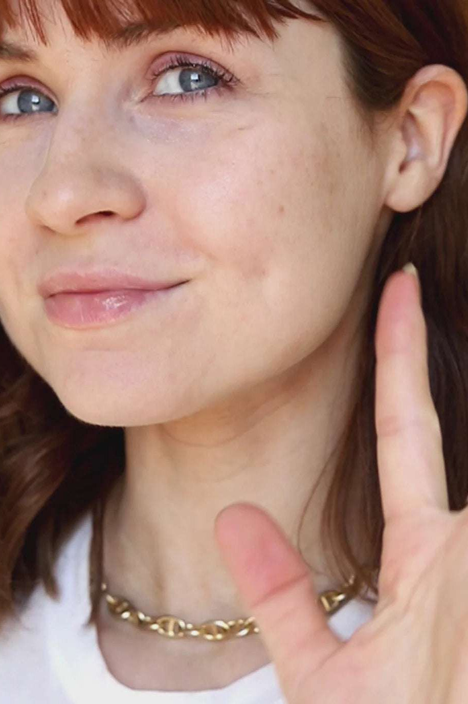 Makeup Eraser FUZZ Eraser: 2 in 1 Dermaplaner Beauty Product by Makeup Eraser as seen on celebrities