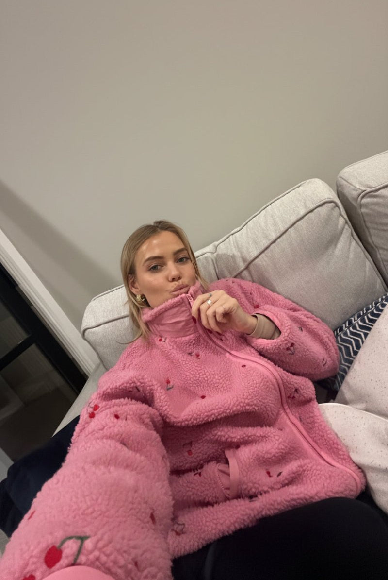 Shop Beach Riot Beach Riot Bennie Fleece Jacket as seen on Chloe Meadows Jacket for women – premium loungewear and festival fashion at Spoiled Brat