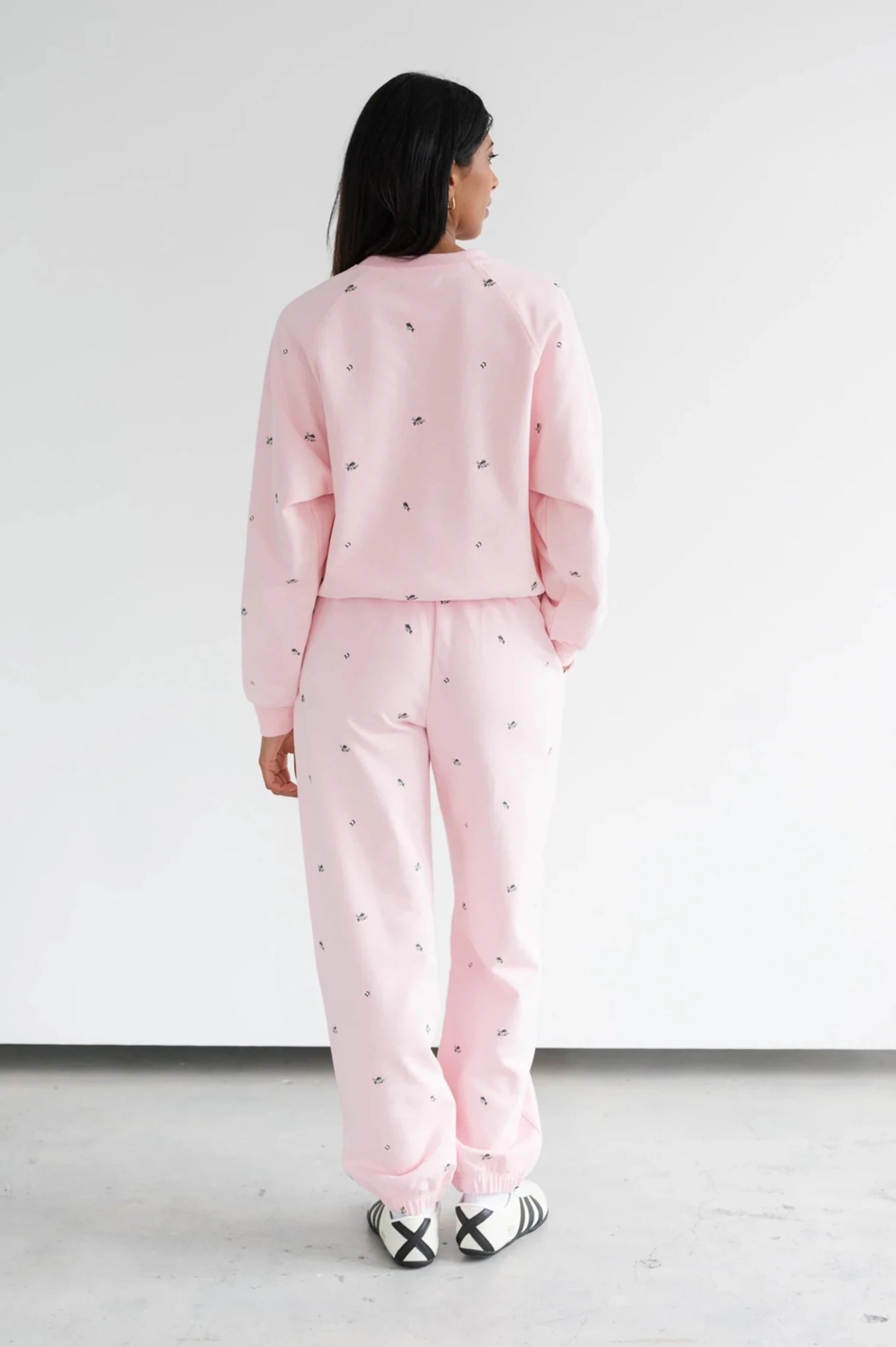 Brunette The Label "Be Kind" All Over Floral Perfect Crew Sweater - Spoiled Brat