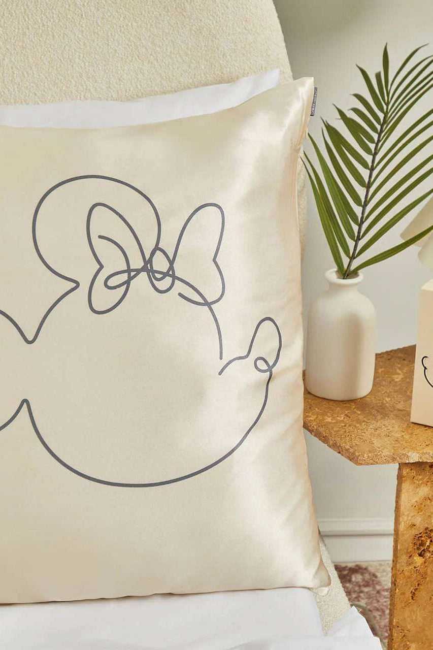 Kitsch & Mickey and Minnie Satin Pillowcase Standard Mrs Mouse by Kitsch – Pillow – Cream | Spoiled Brat UK