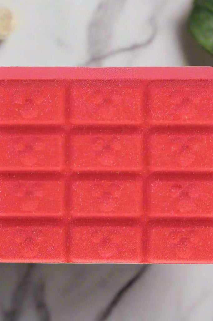 Mad Beauty x Disney Colour Bath Fizzer by Mad Beauty – Bubble Bath – Dumbo (Peach) | Spoiled Brat UK