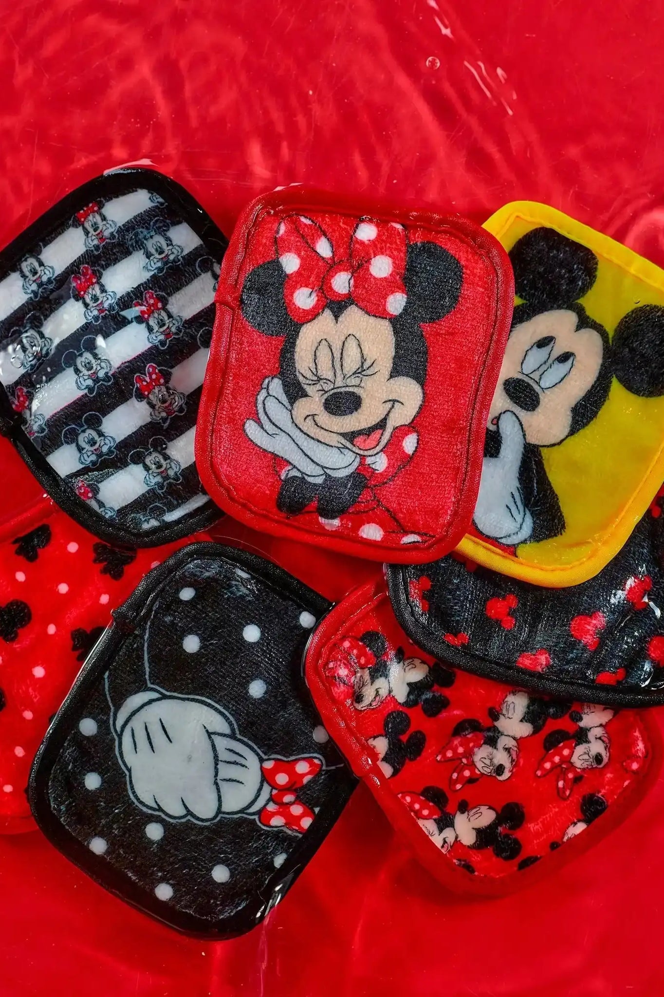 Makeup Eraser Mickey & Minnie 7-Day Set Beauty Product by Makeup Eraser as seen on celebrities