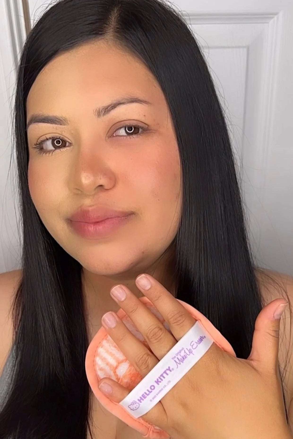 Makeup Eraser Pastel Hello Kitty 7-Day Set Beauty Product by Makeup Eraser as seen on celebrities