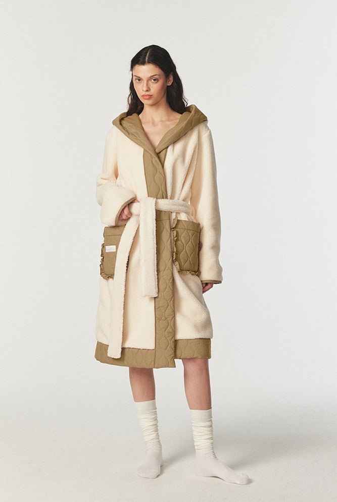 Shop Pixie and Peach Pixie & Peach Cindy Borg Bath Robe Bath Robe for women – premium loungewear and festival fashion at Spoiled Brat