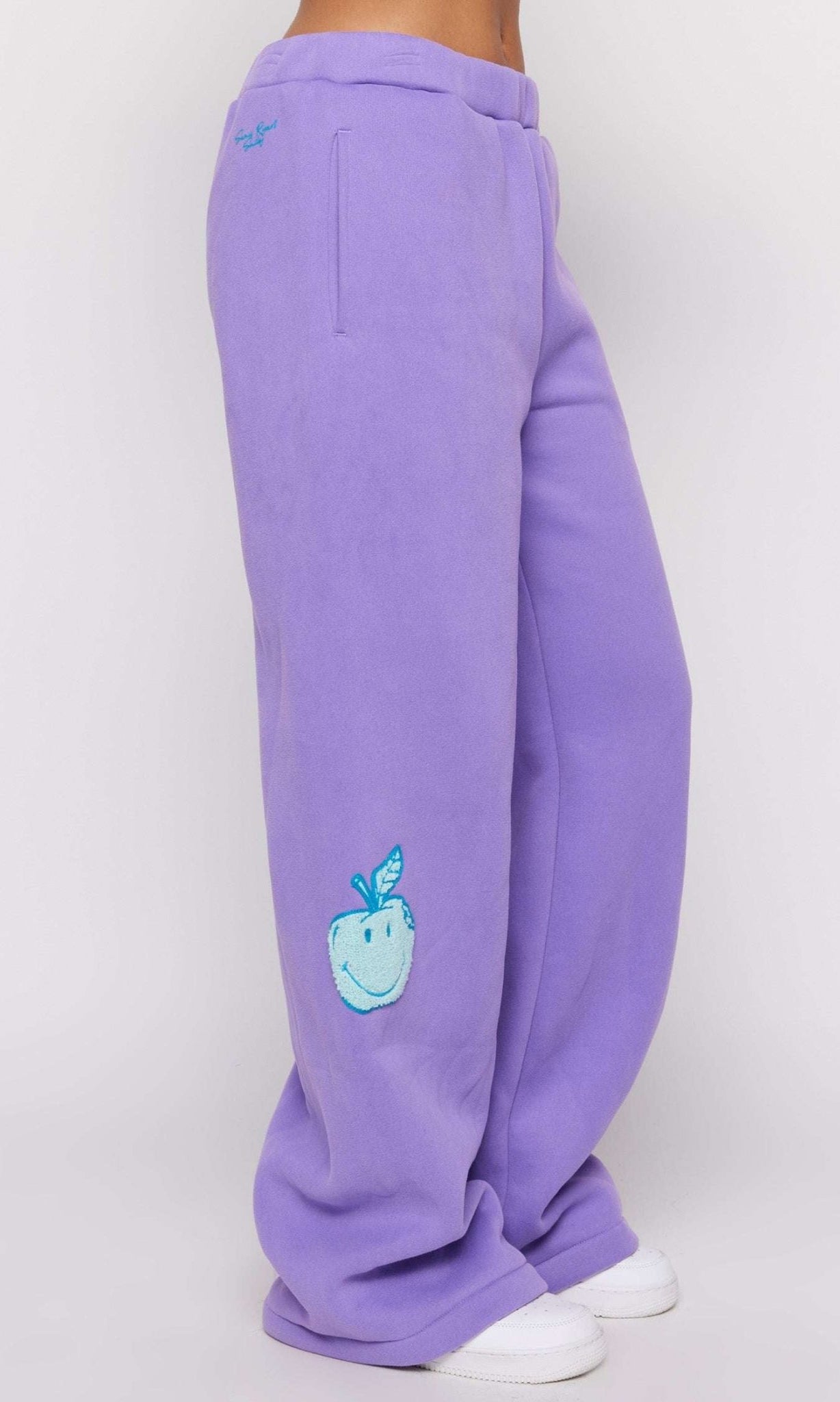 Shop Samii Ryan Samii Ryan Good Day SmileyWorld Sweatpants Sweatpants for women – premium loungewear and festival fashion at Spoiled Brat