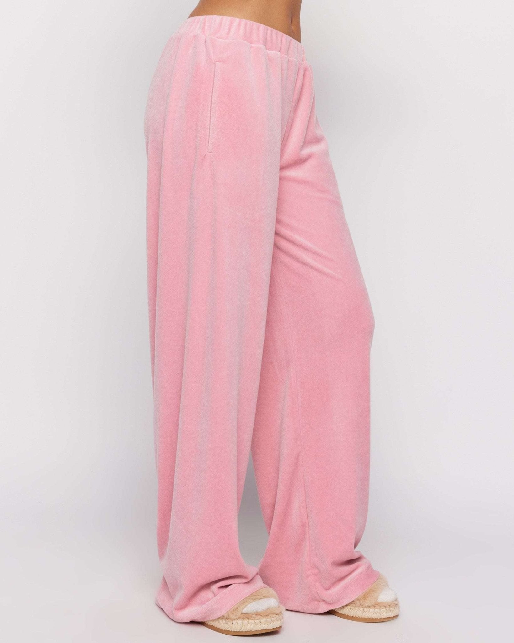 Shop Samii Ryan Samii Ryan Optimist Velour Sweatpants Sweatpants for women – premium loungewear and festival fashion at Spoiled Brat