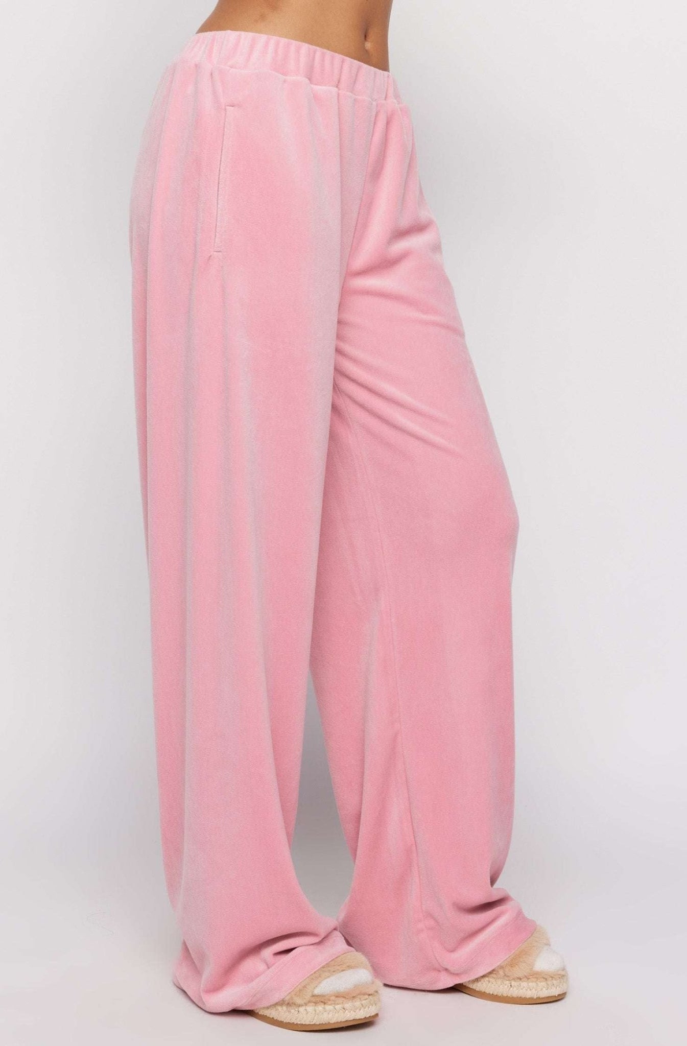 Shop Samii Ryan Samii Ryan Optimist Velour Sweatpants Sweatpants for women – premium loungewear and festival fashion at Spoiled Brat