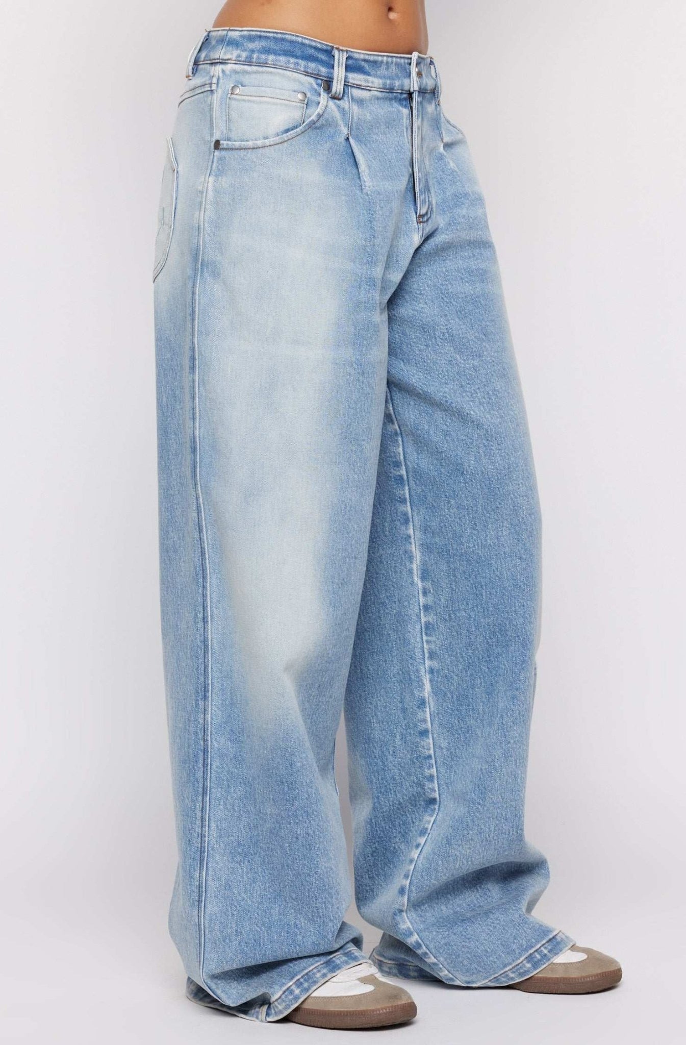 Shop Samii Ryan Samii Ryan x Smiley® Denim Jeans MOM Jeans for women – premium loungewear and festival fashion at Spoiled Brat