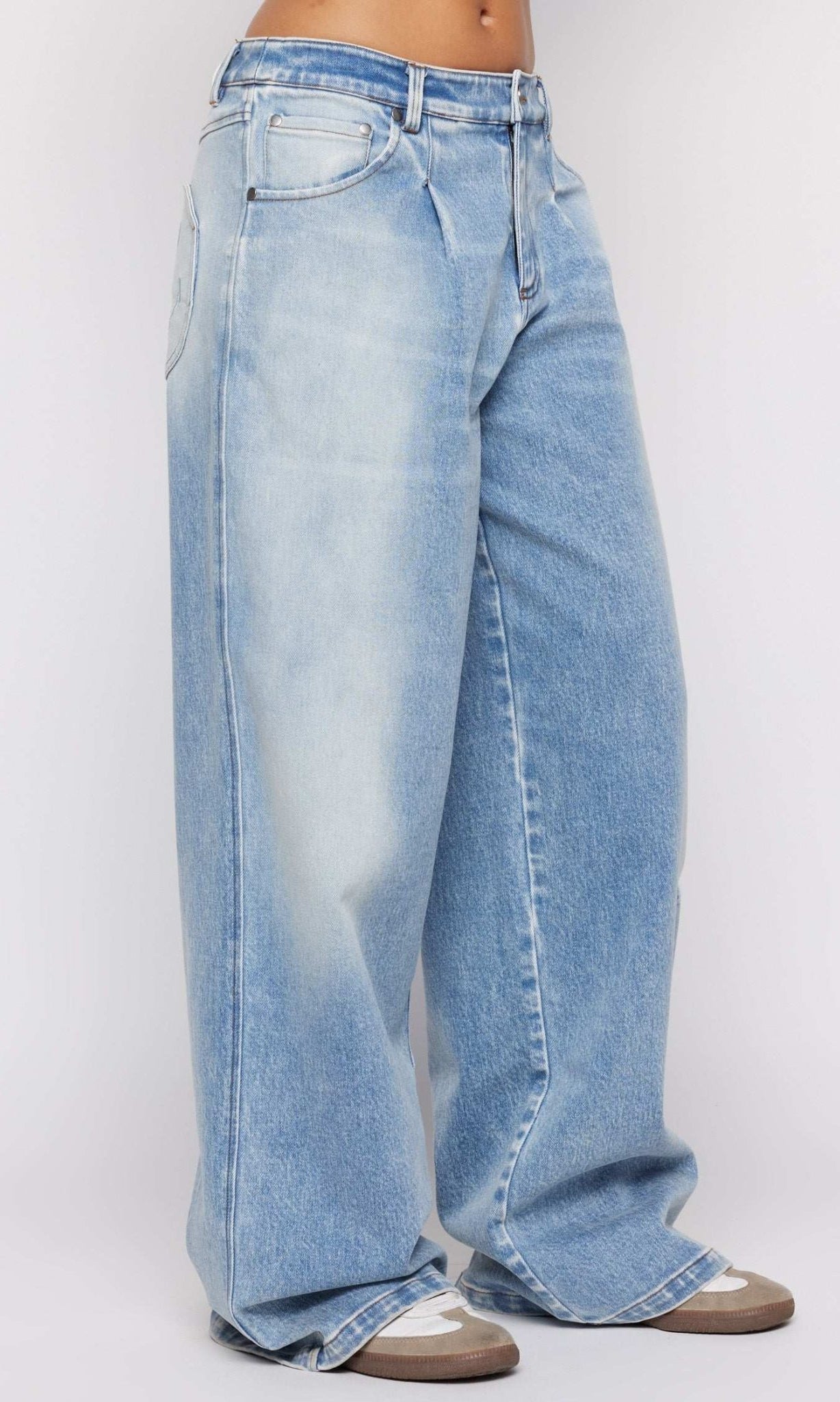 Shop Samii Ryan Samii Ryan x Smiley® Denim Jeans MOM Jeans for women – premium loungewear and festival fashion at Spoiled Brat