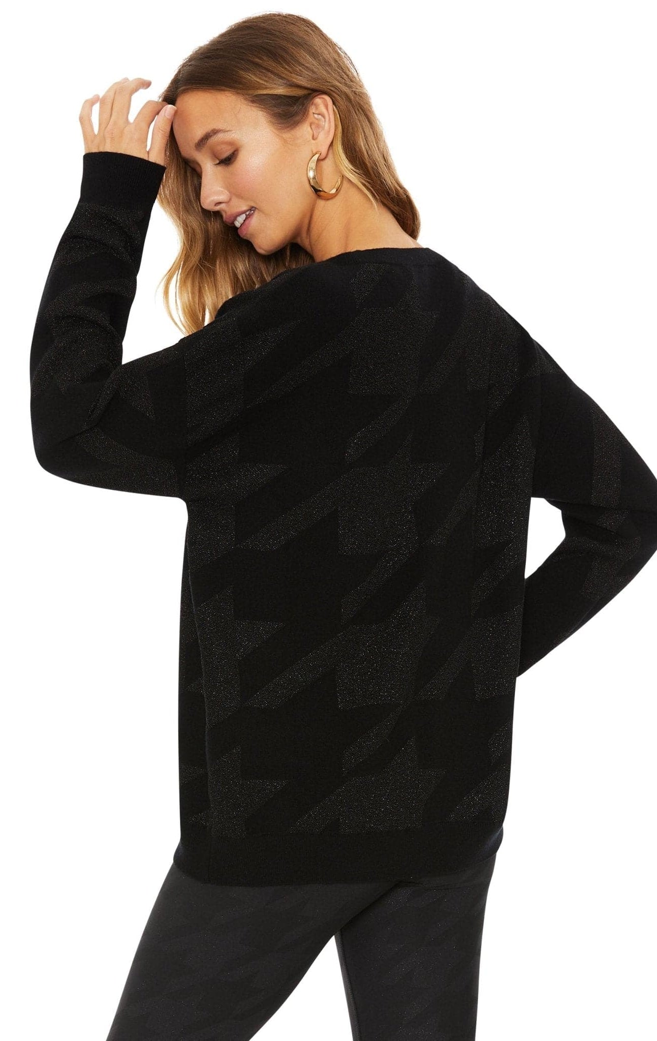 Shop Beach Riot Beach Riot Joey Houndstooth Knit Sweater Sweater for women – premium loungewear and festival fashion at Spoiled Brat