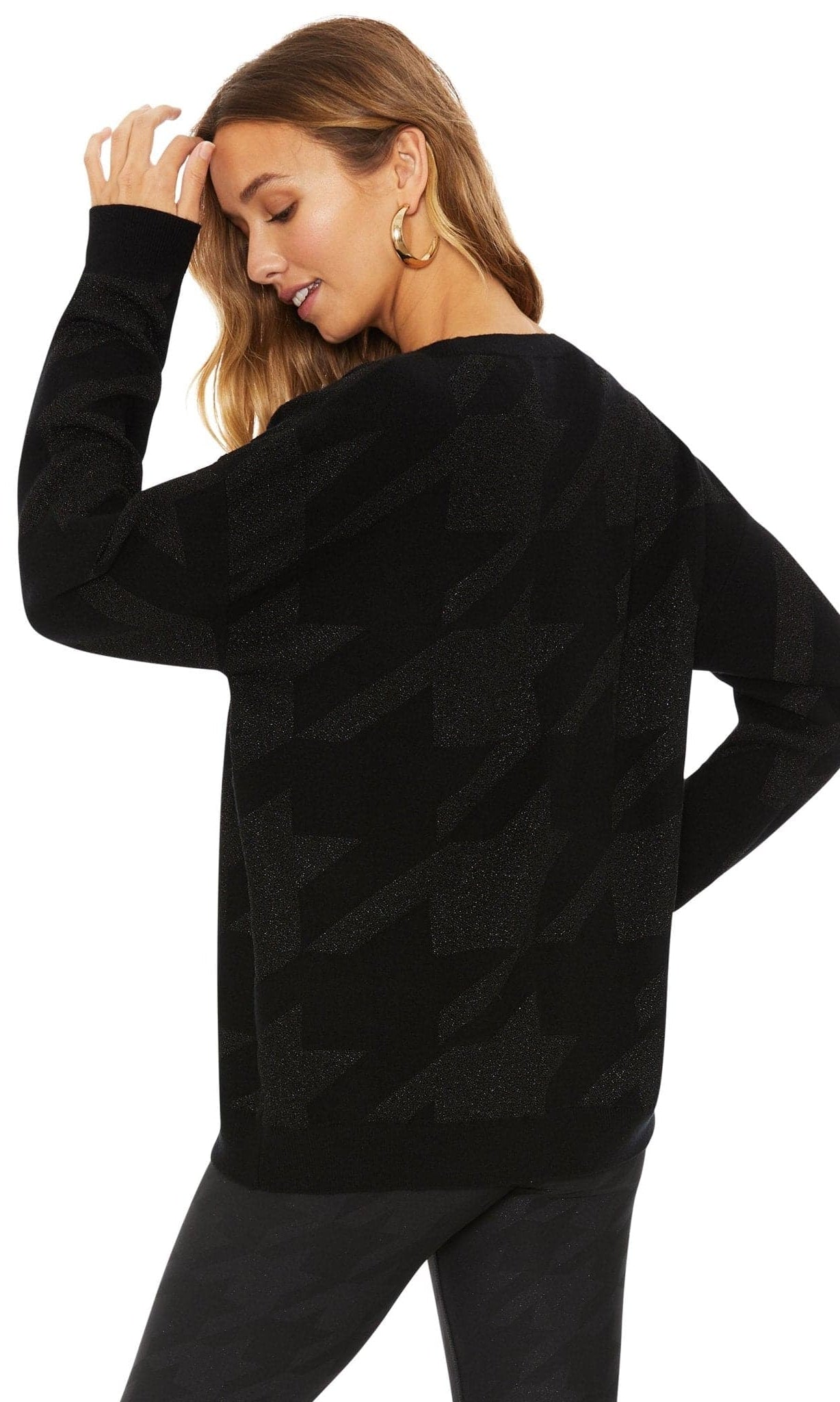 Shop Beach Riot Beach Riot Joey Houndstooth Knit Sweater Sweater for women – premium loungewear and festival fashion at Spoiled Brat