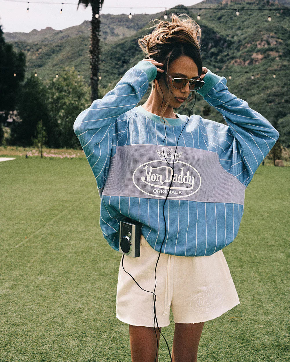 Worn-in Fits: The Cool-Girl Way to Style Them