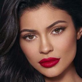 Kylie Jenner Fashion | Shop Clothes worn by Kylie Jenner Online 