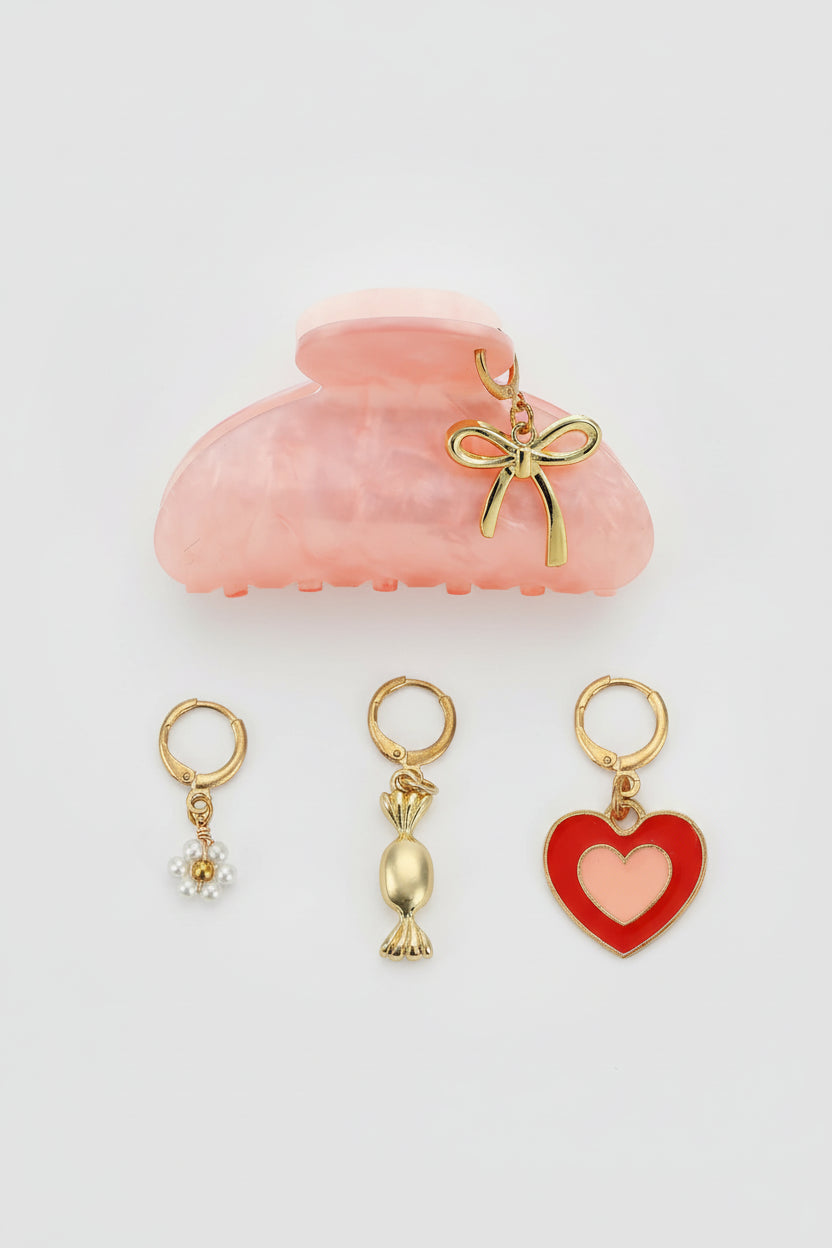 Packed Party Sweetheart Claw Clip and Charms Set (includes 4 charms)