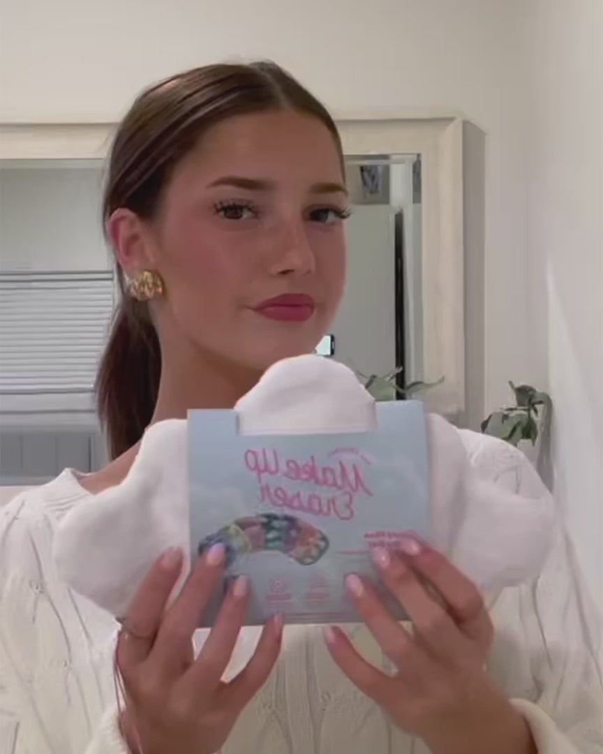 Cloud 9 7-Day MakeUp Eraser Set & Cosmetic Bag Beauty Product by Makeup Eraser as seen on celebrities