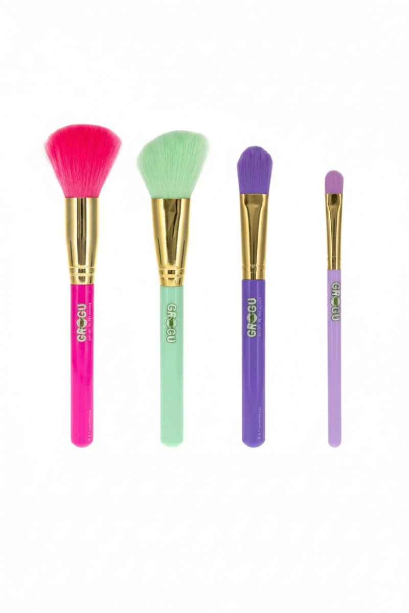 Shop Mad Beauty Star Wars Grogu Cosmetic Brush Set Makeup Brushes for women – premium loungewear and festival fashion at Spoiled Brat