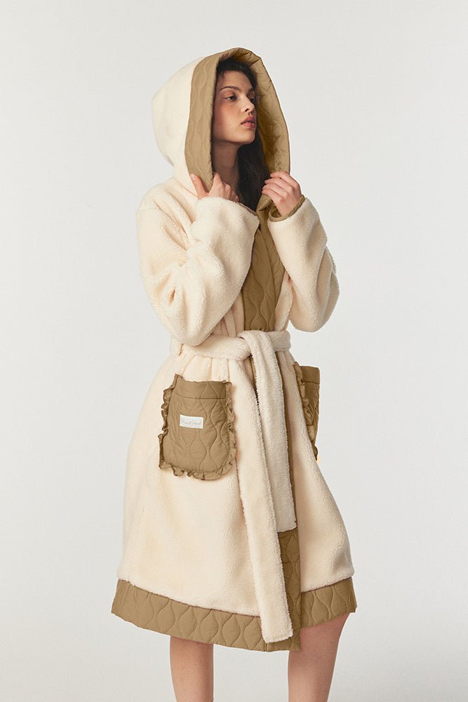 Pixie & Peach Cindy Borg Bath Robe by Pixie and Peach – Bath Robe – Cream | Spoiled Brat UK