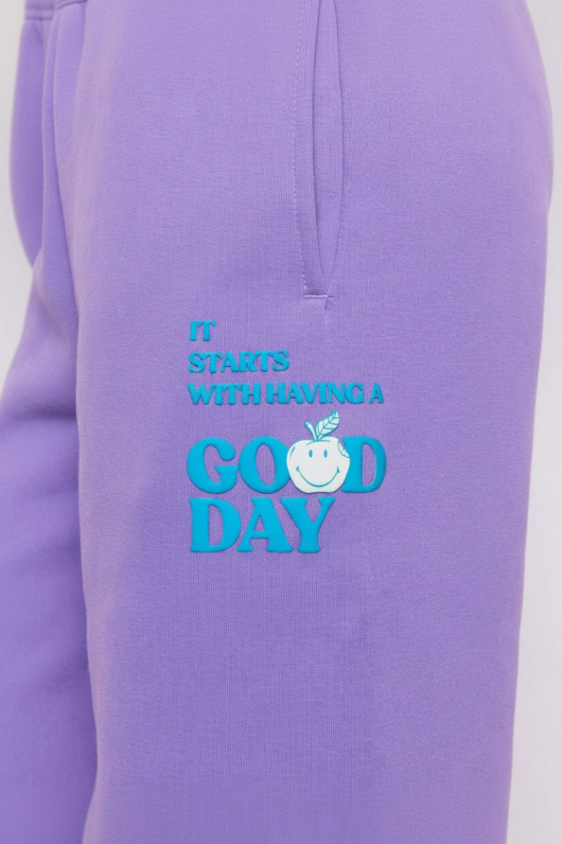 Shop Samii Ryan Samii Ryan Good Day SmileyWorld Sweatpants Sweatpants for women – premium loungewear and festival fashion at Spoiled Brat