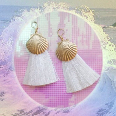 Suzywan DELUXE Sea Shells Tassel Mermaid Earrings by Suzywan DELUXE – Earrings – Gold | Spoiled Brat UK